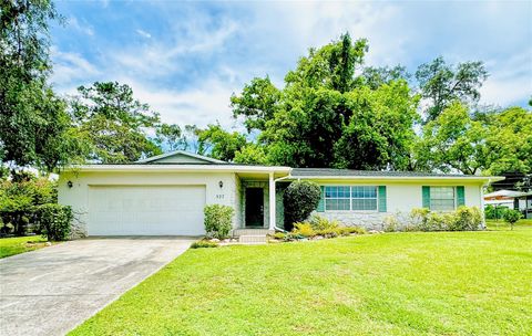 A home in LAKELAND