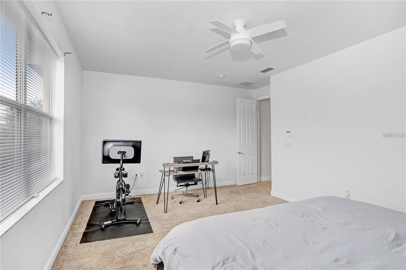 THOMAS TOWNHOMES - Residential