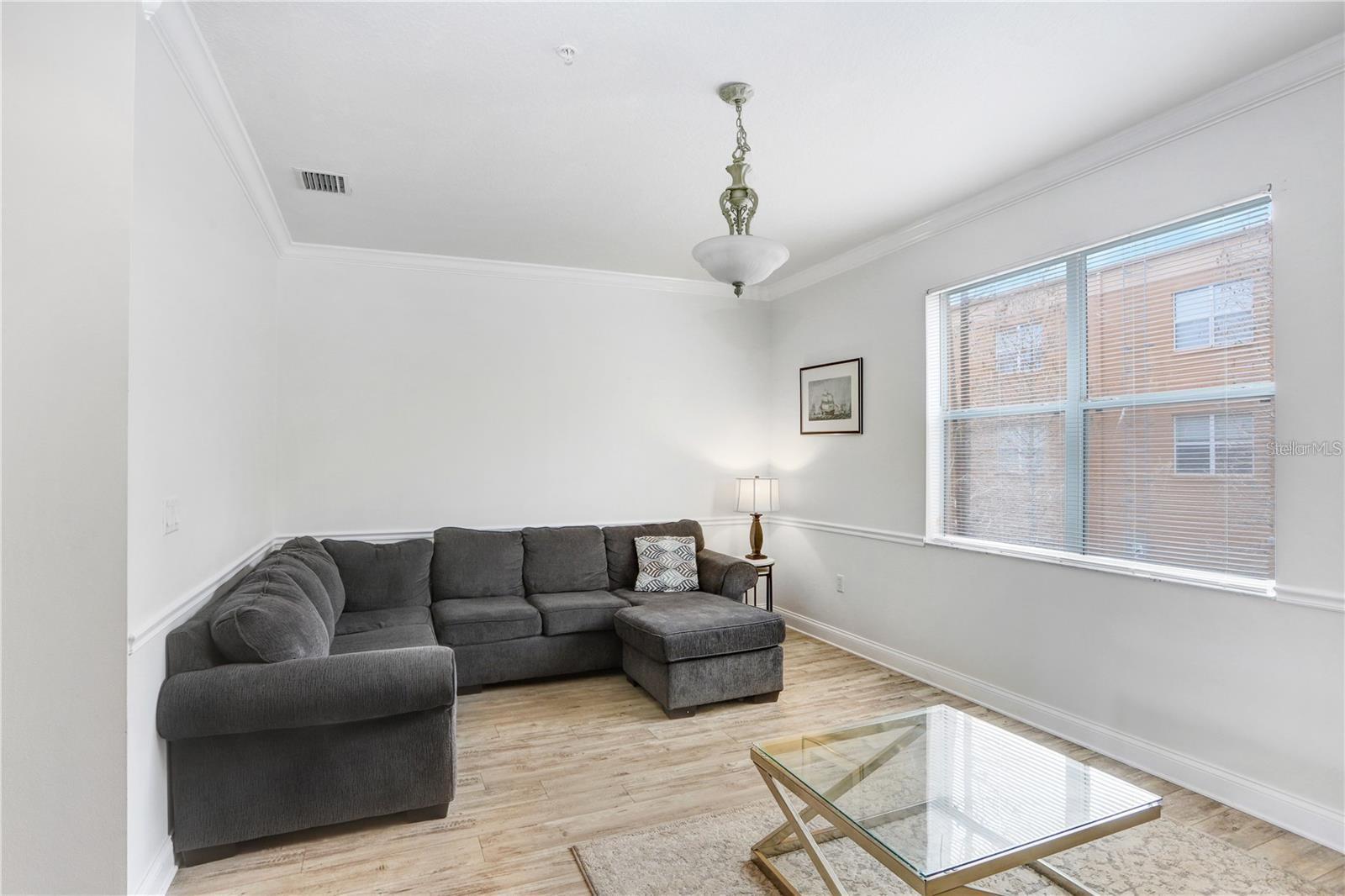 THOMAS TOWNHOMES - Residential