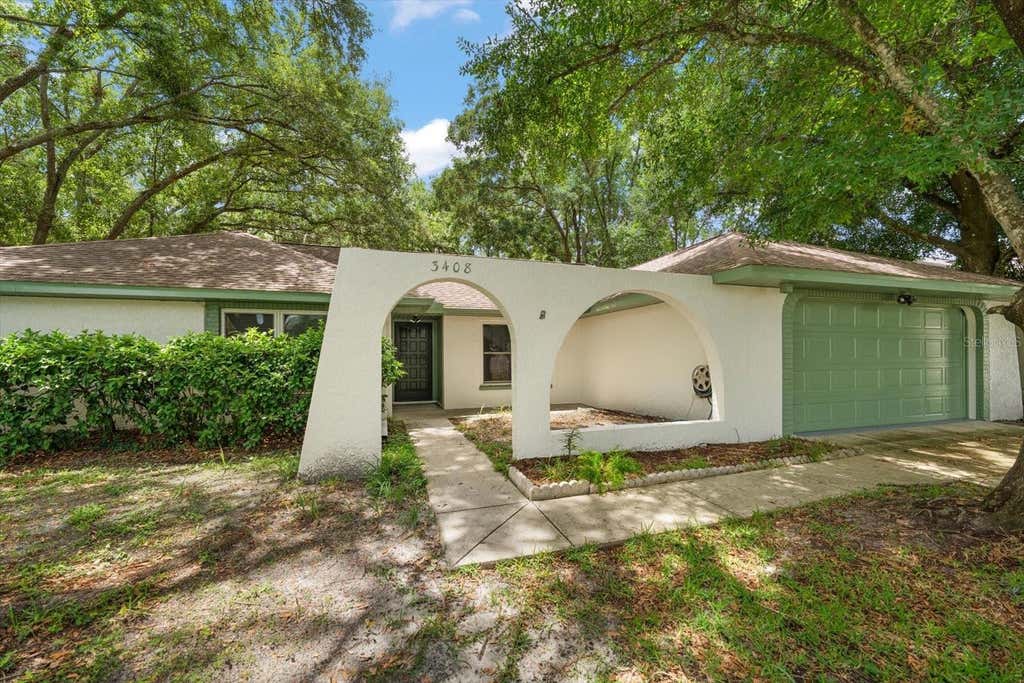 Photo of 3408 Cullendale Drive, Tampa, FL 33618 (MLS # TB8514090)