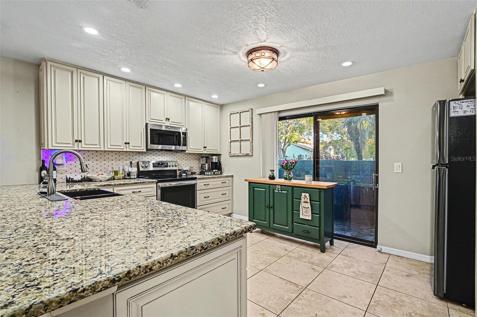 BRYN MAWR SOUTH - Residential