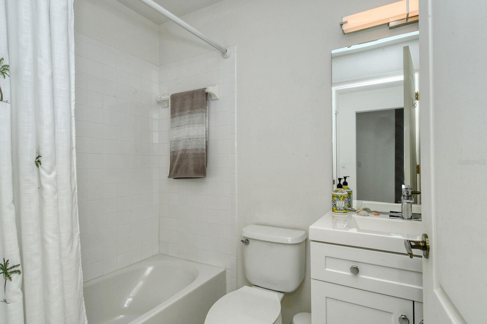 STONEYBROOK ARBOR GREENS 1 - Residential