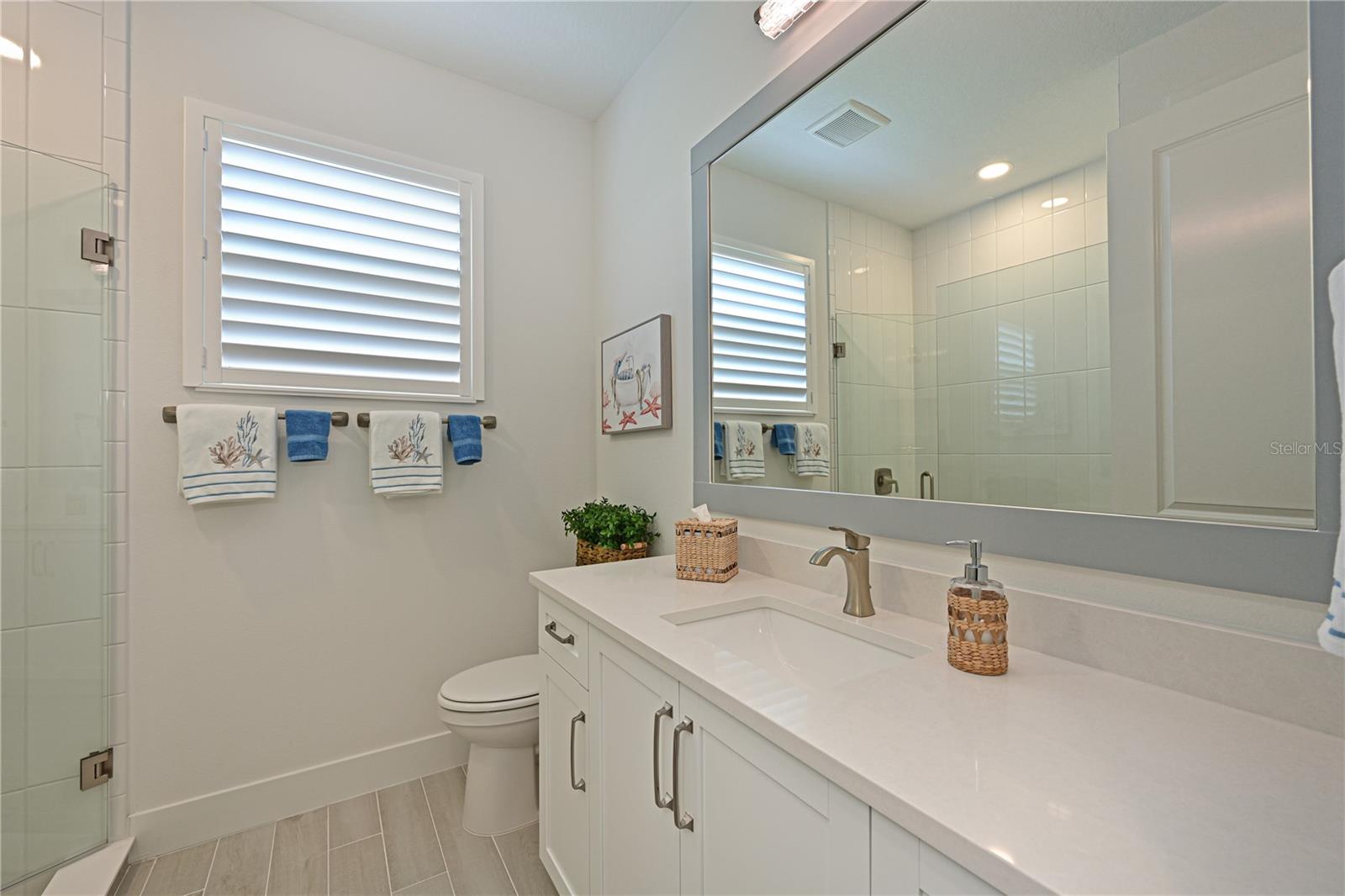 LAKEHOUSE COVE AT WATERSIDE PH 5 - Residential