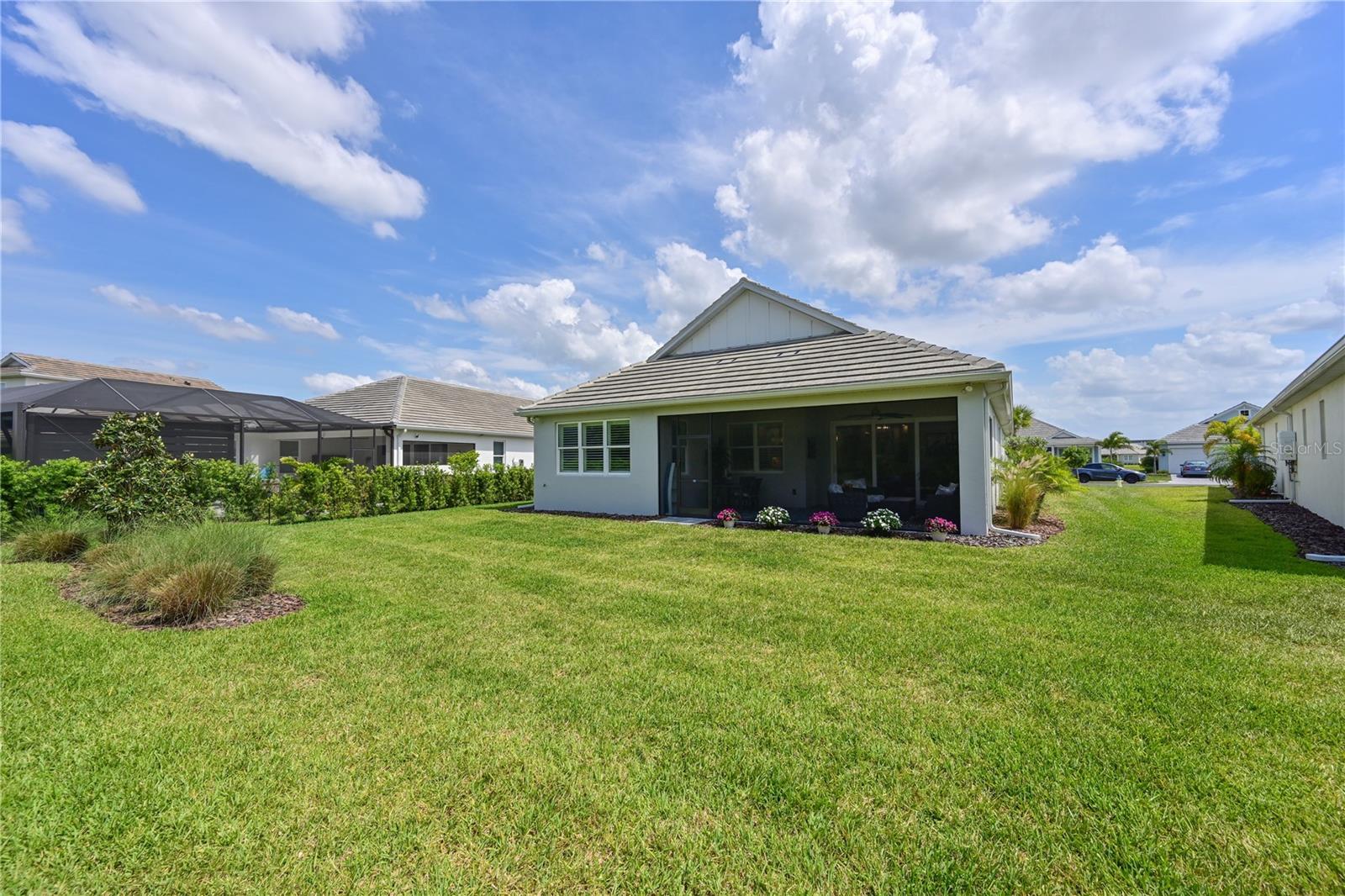 LAKEHOUSE COVE AT WATERSIDE PH 5 - Residential