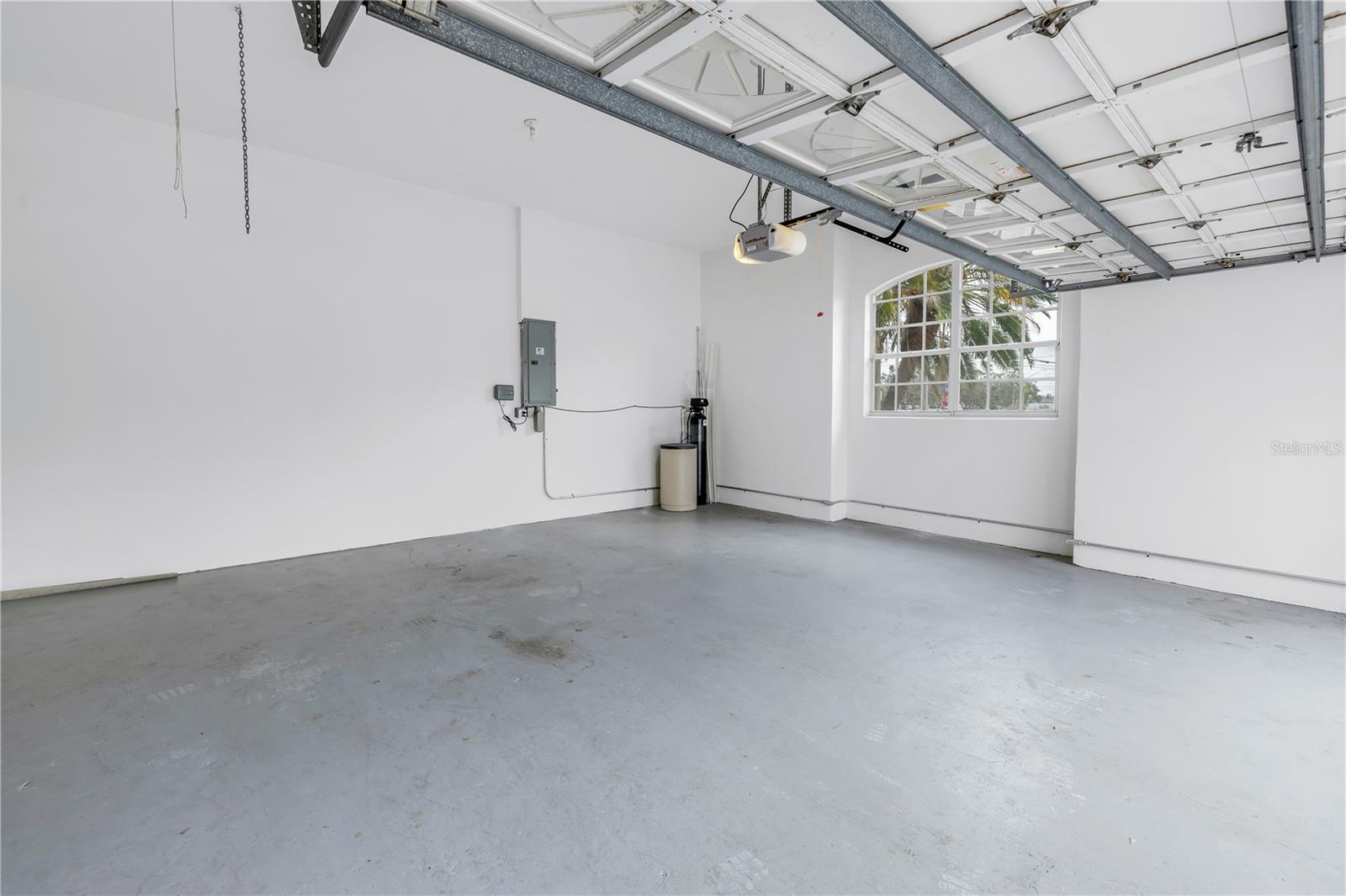 LONG BAYOU ESTATES PT REP - Residential