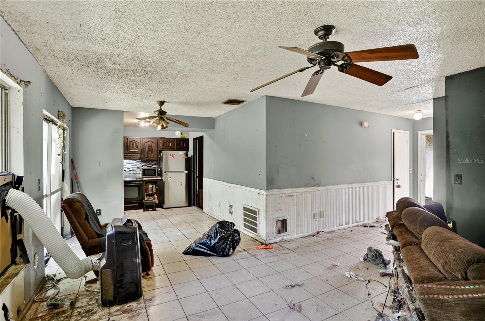 251 BUTTONWOOD AVENUE