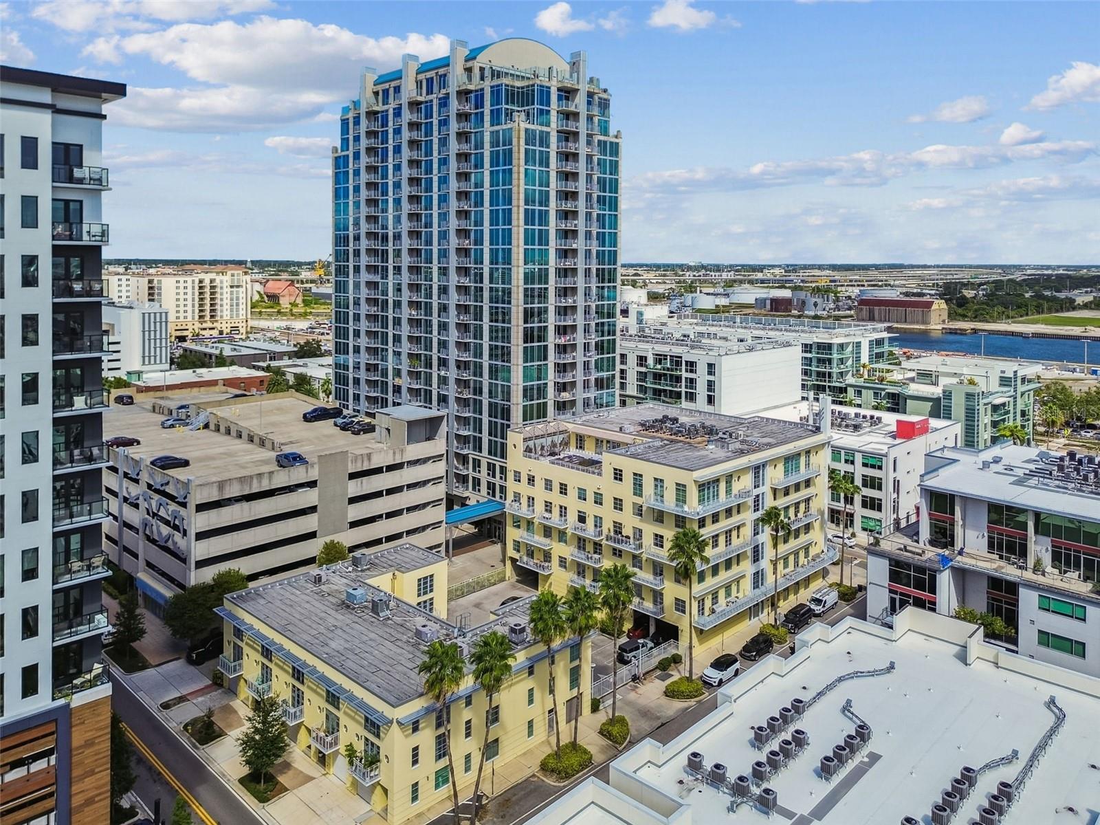 THE MERIDIAN - Residential