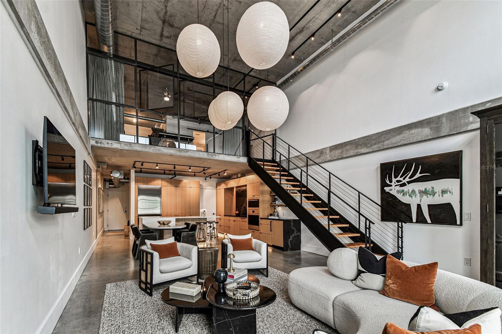 THE MERIDIAN - Residential