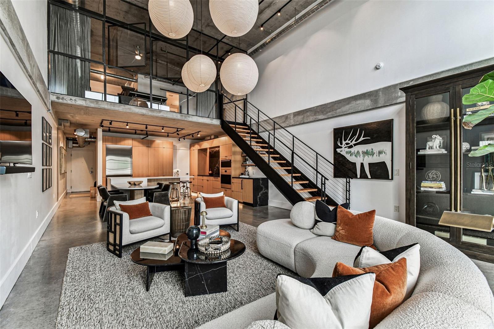 THE MERIDIAN - Residential