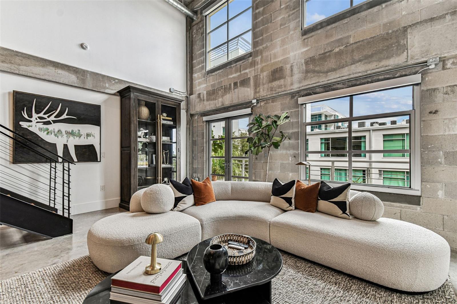 THE MERIDIAN - Residential