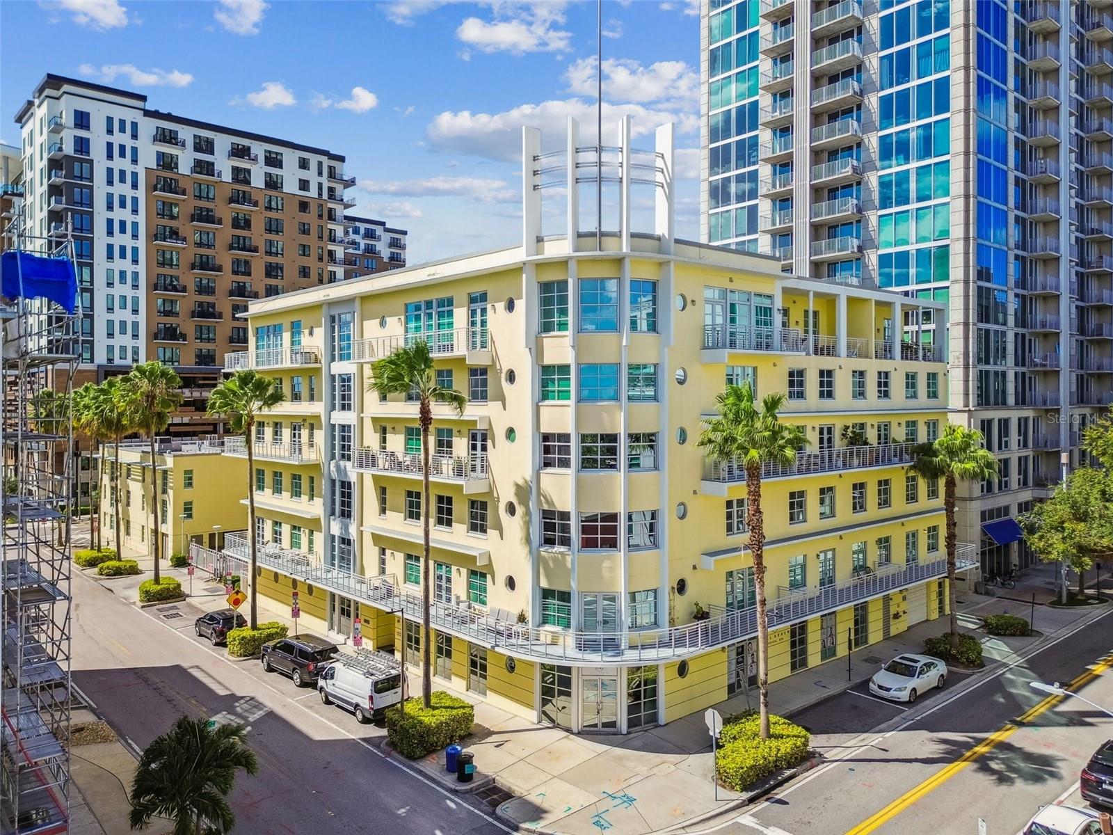 THE MERIDIAN - Residential