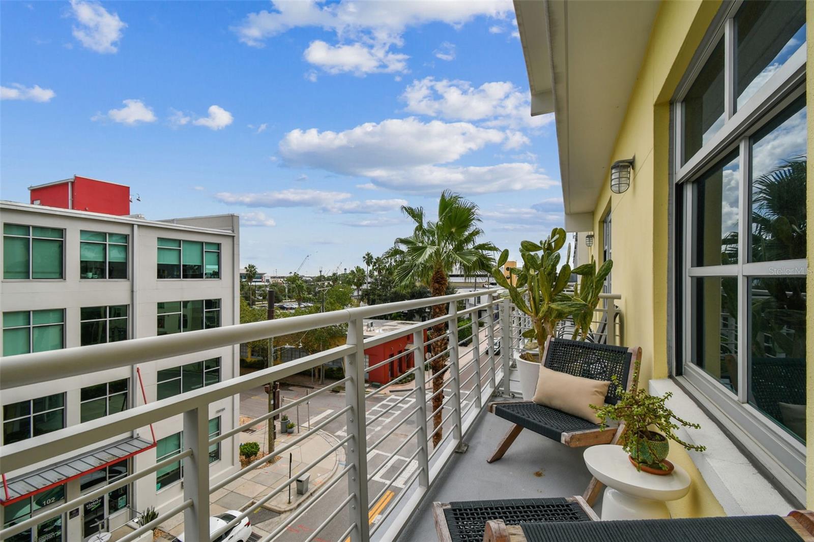 THE MERIDIAN - Residential