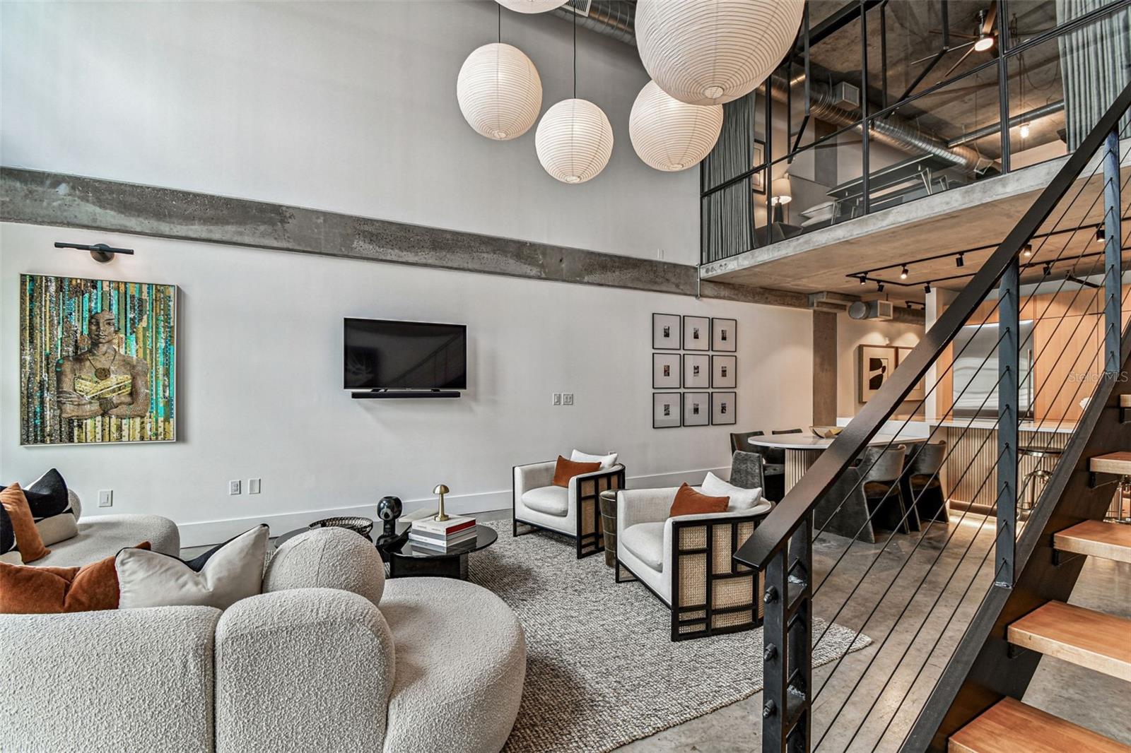 THE MERIDIAN - Residential