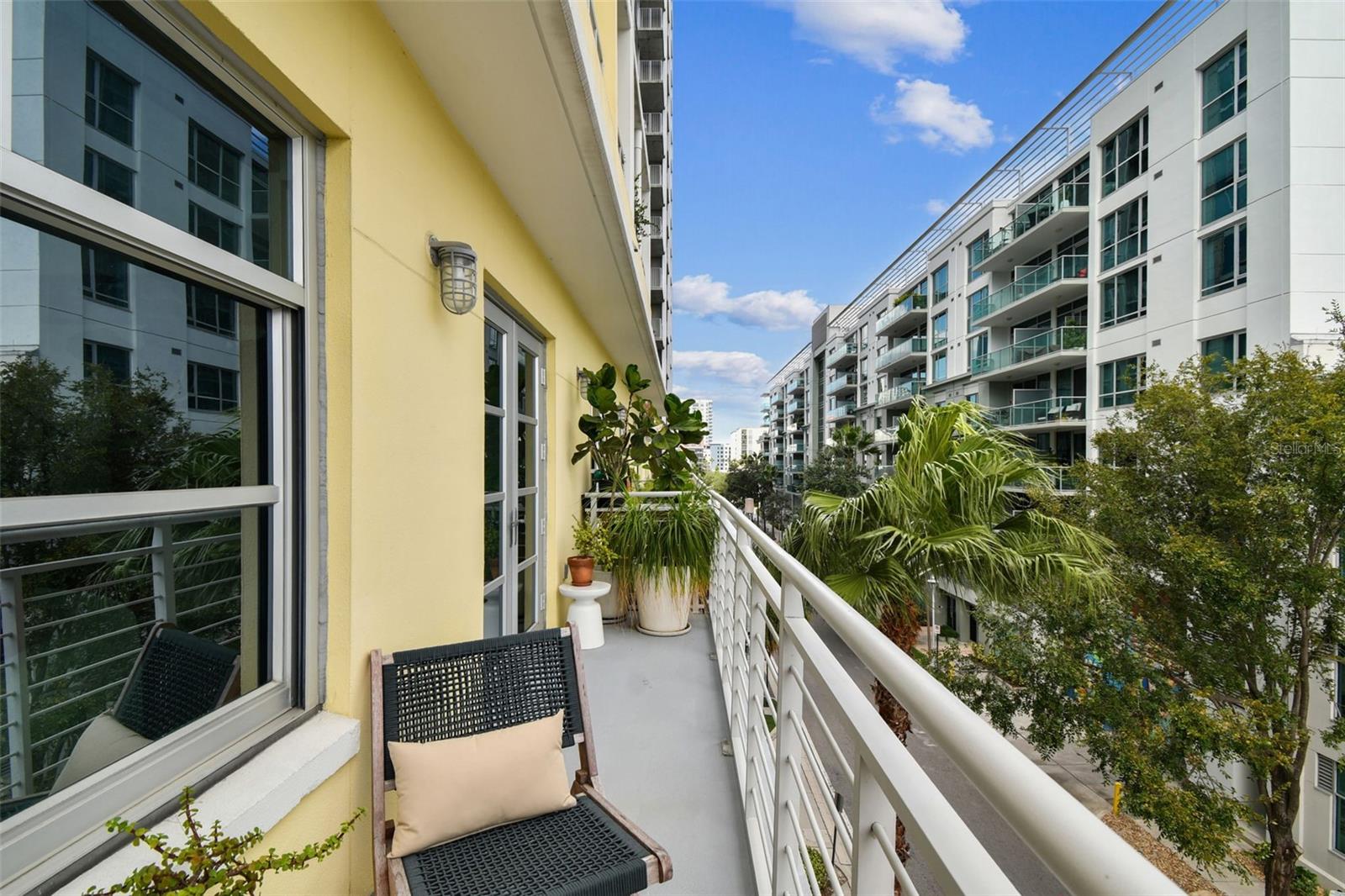 THE MERIDIAN - Residential