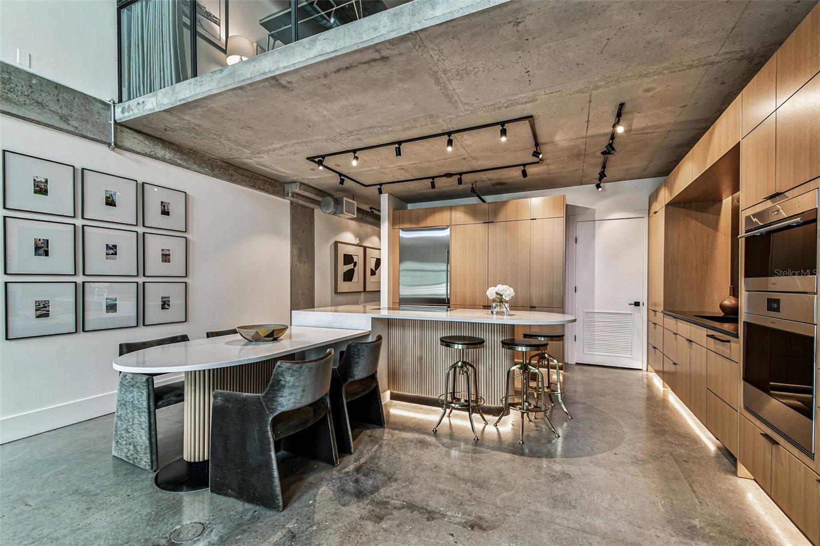 THE MERIDIAN - Residential