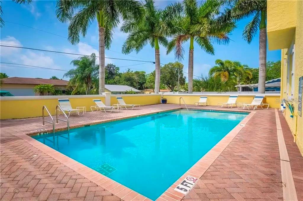 SIESTA POINTE - Residential Lease