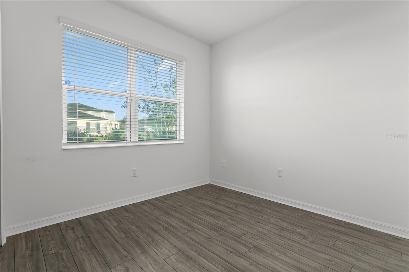 SPIRIT LNDGS - Residential