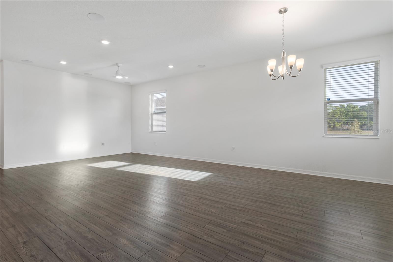 SPIRIT LNDGS - Residential