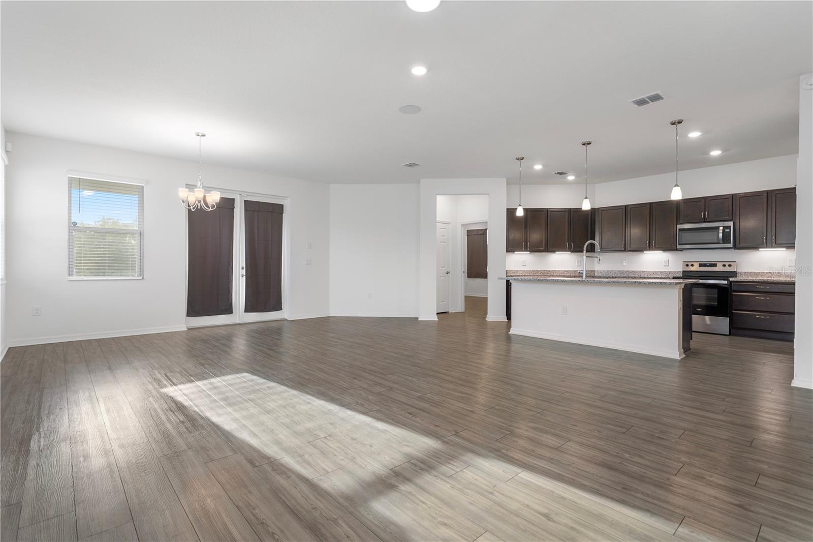 SPIRIT LNDGS - Residential