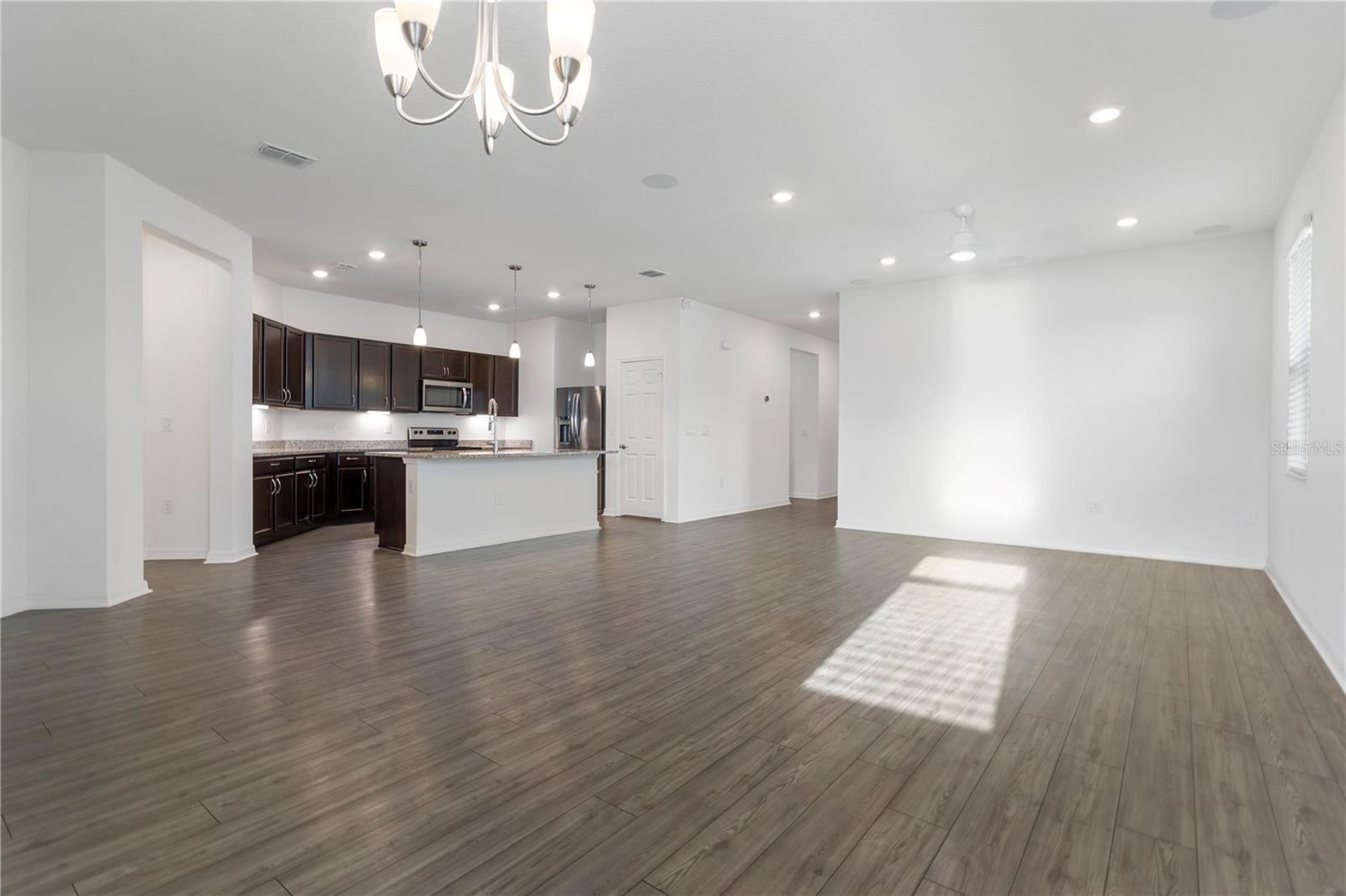 SPIRIT LNDGS - Residential