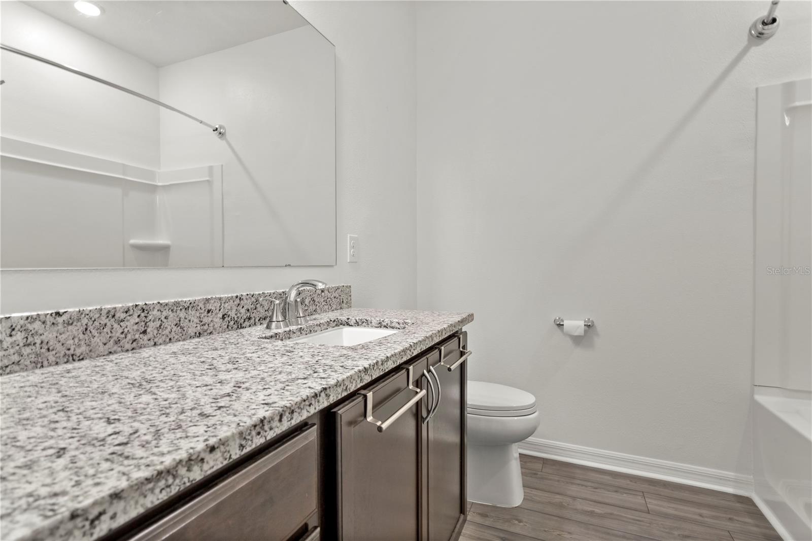 SPIRIT LNDGS - Residential