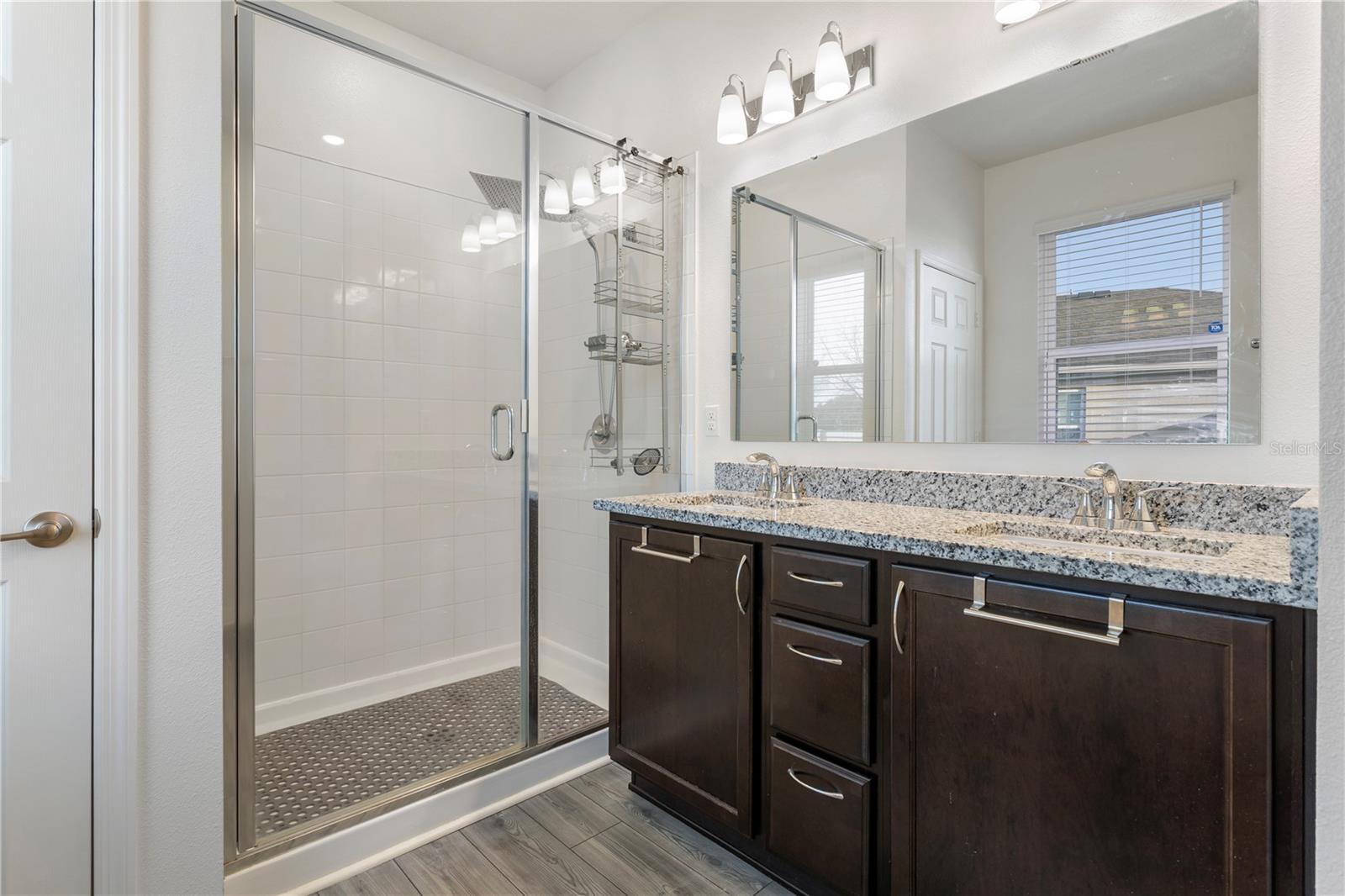 SPIRIT LNDGS - Residential