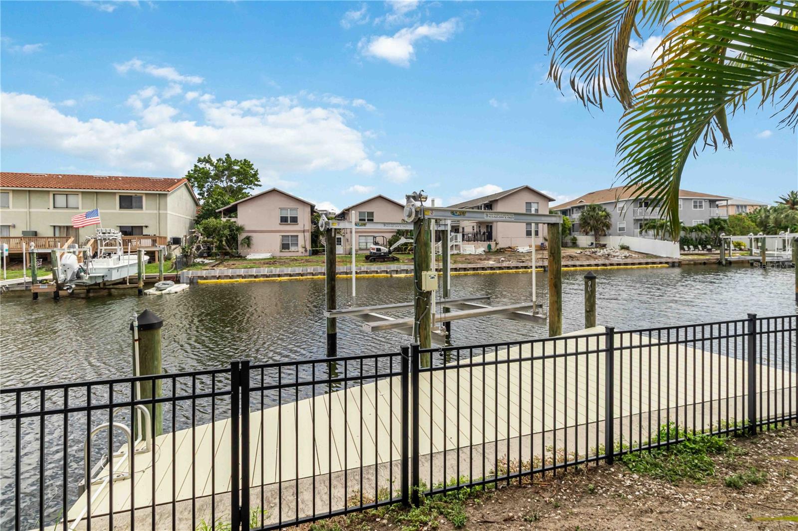 1004 SPINDLE PALM WAY