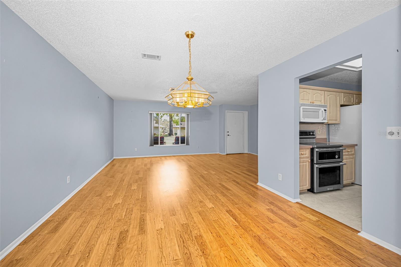 SAN CLEMENTE VILLAGE - Residential