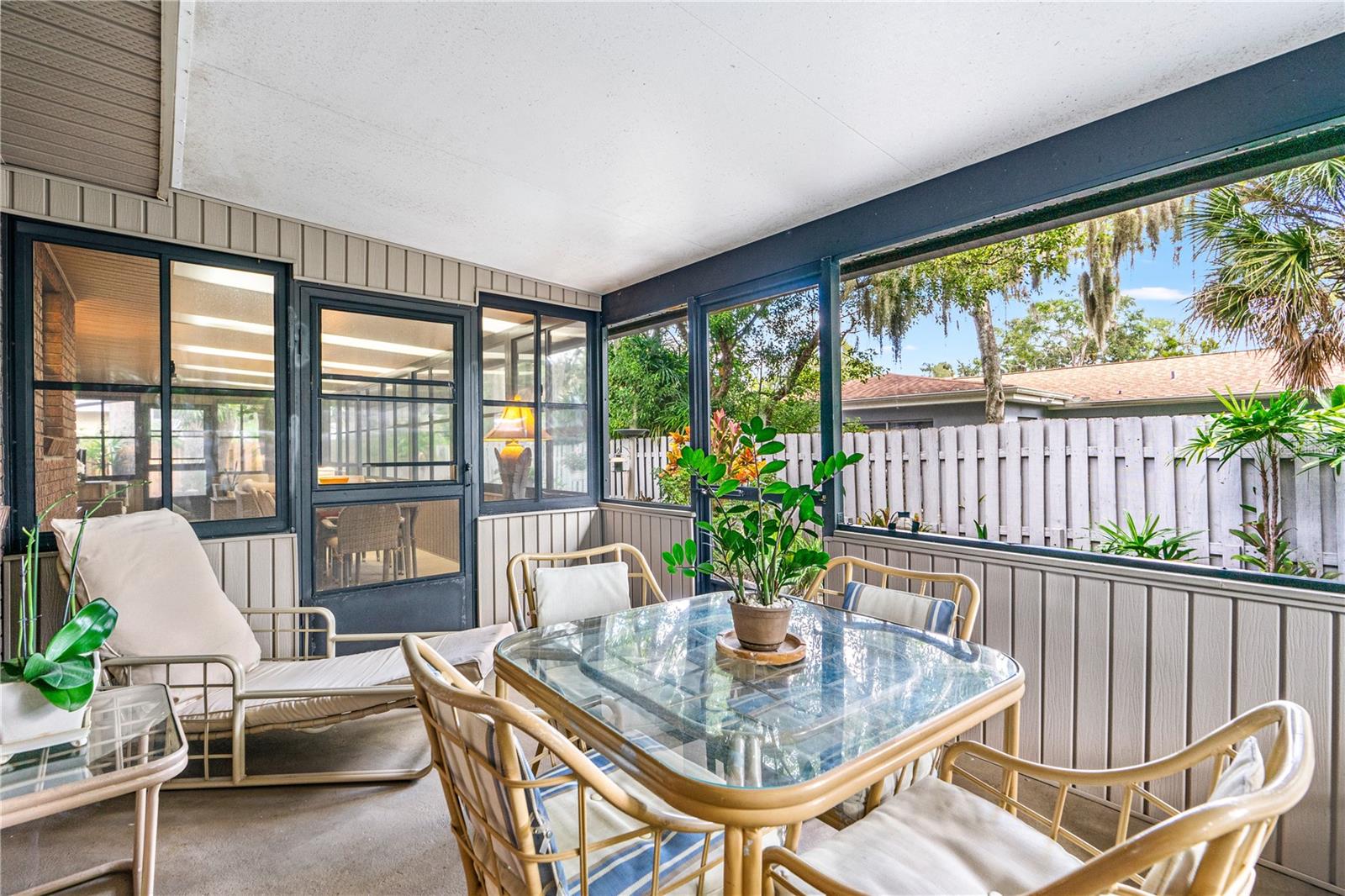 BEACON WOODS UNIT 02 - Residential