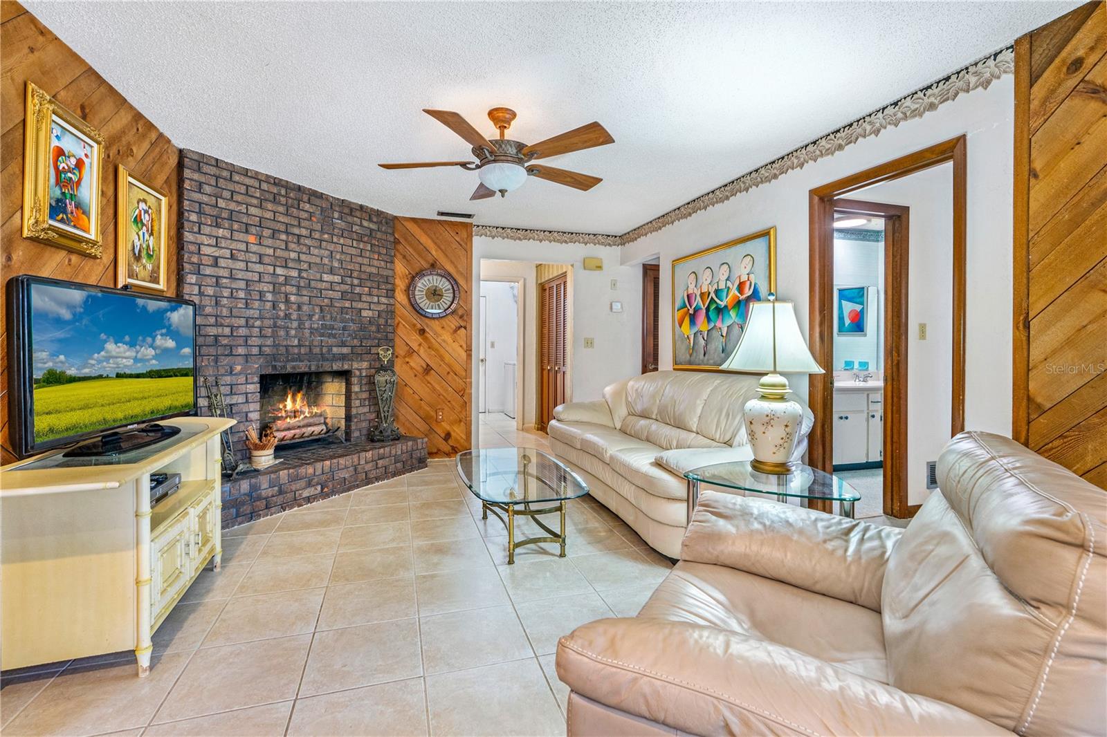 BEACON WOODS UNIT 02 - Residential