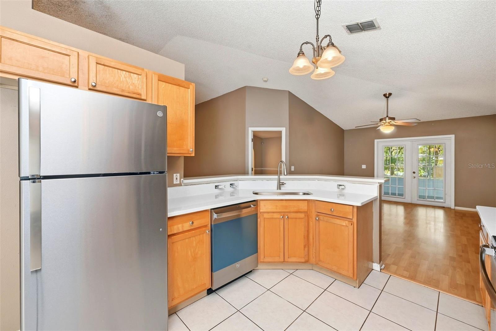 PLEASANT GARDENS 49 40 - Residential Lease