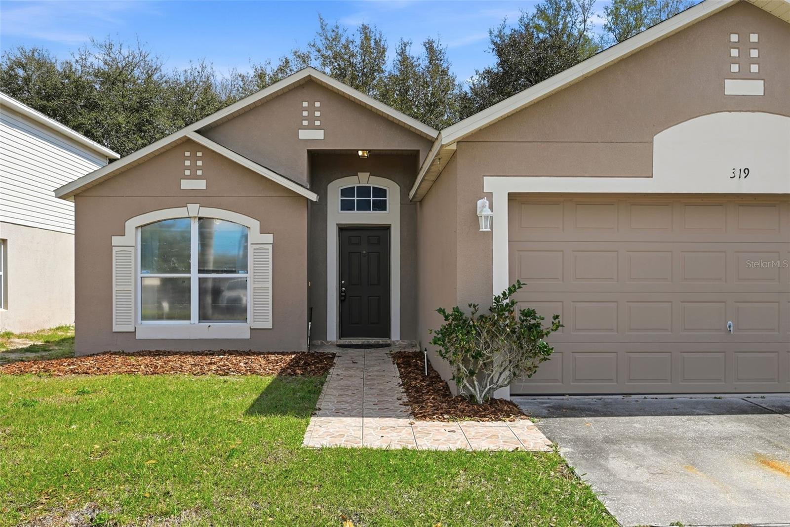 PLEASANT GARDENS 49 40 - Residential Lease