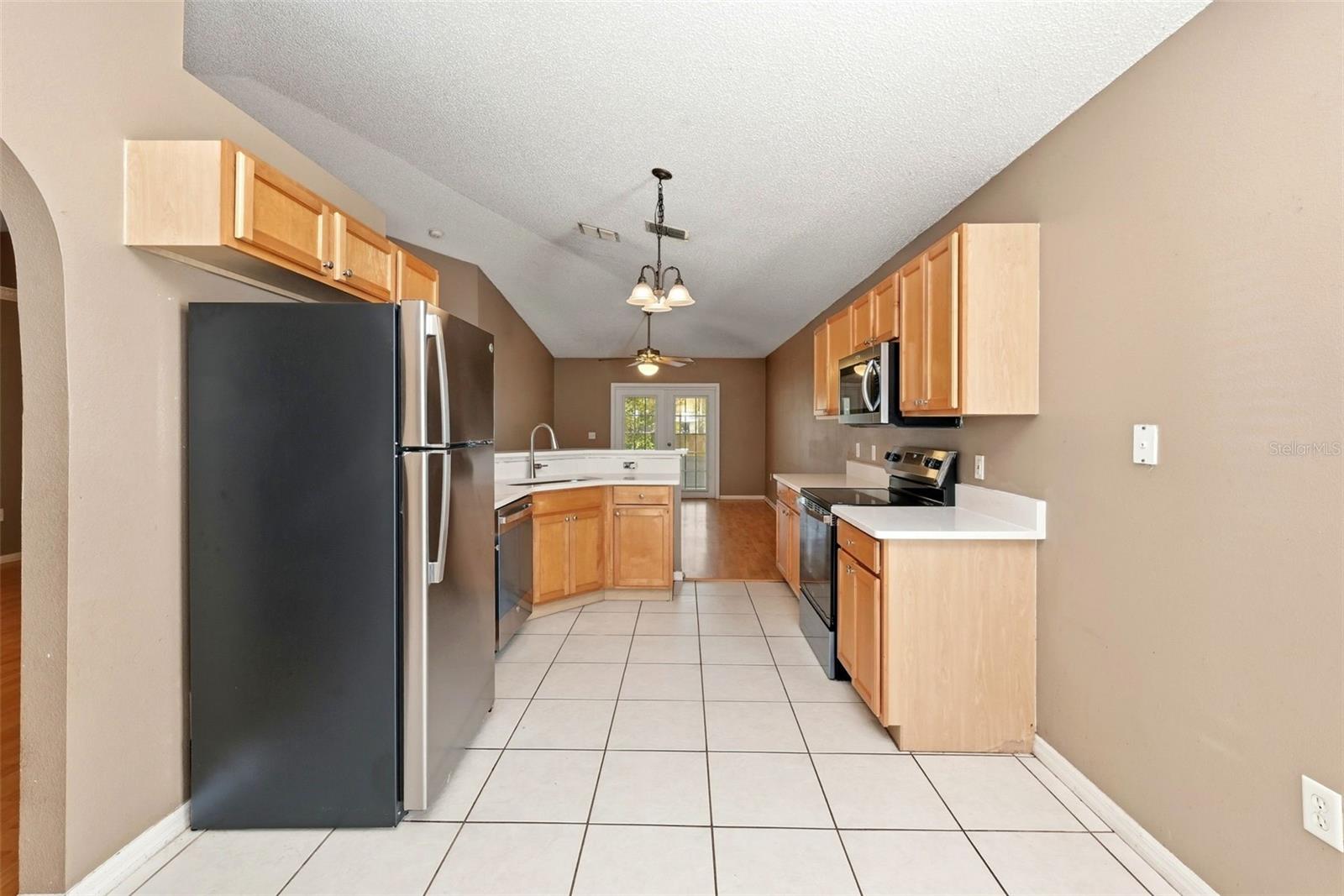 PLEASANT GARDENS 49 40 - Residential Lease