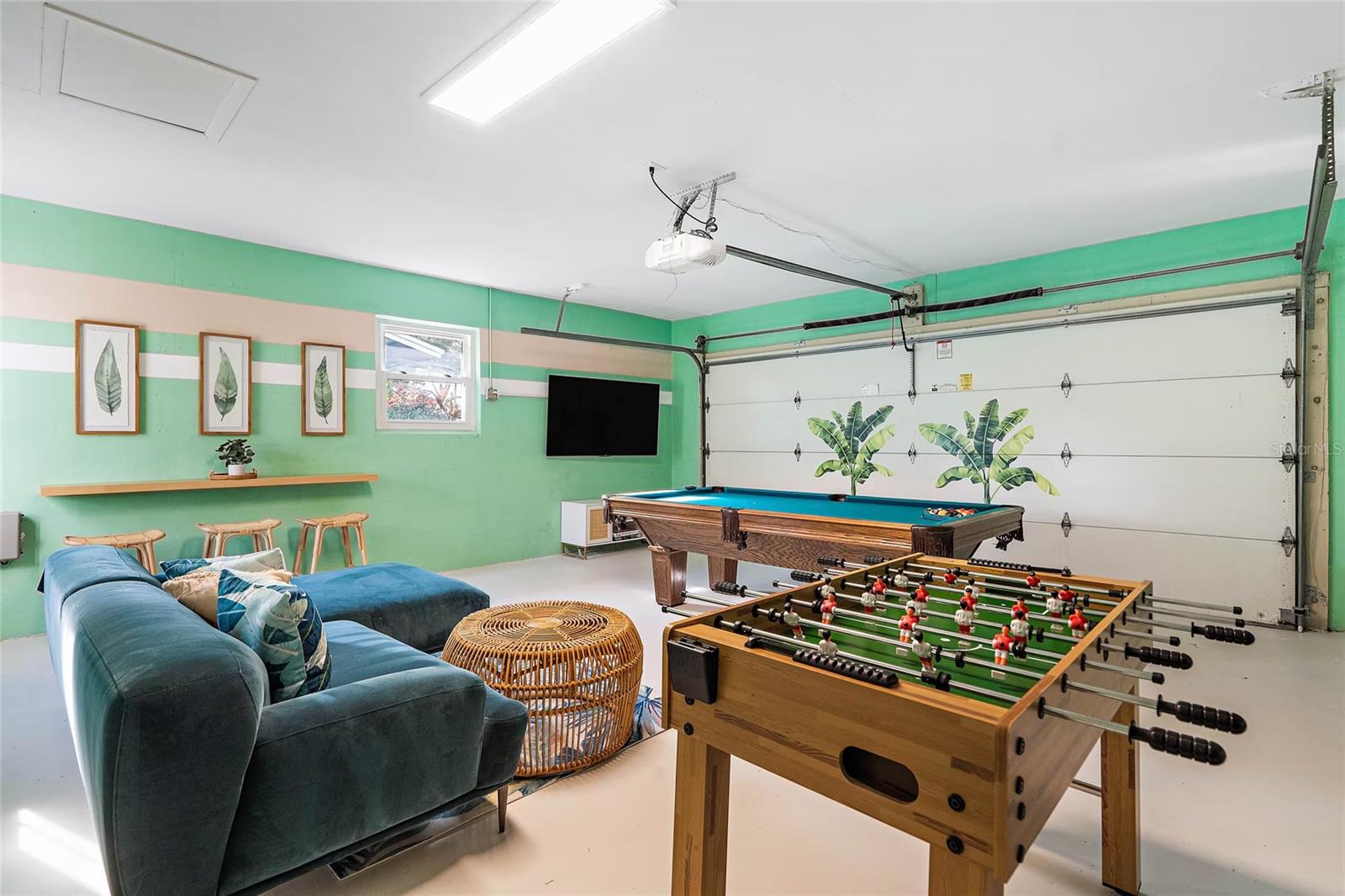 1655 LEISURE DRIVE