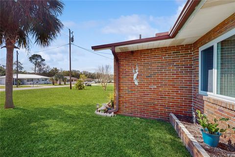 A home in DUNNELLON