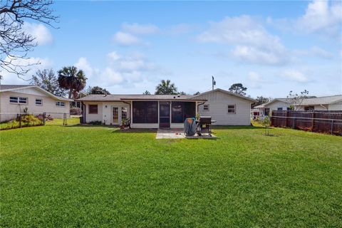 A home in DUNNELLON