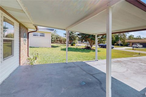 A home in DUNNELLON