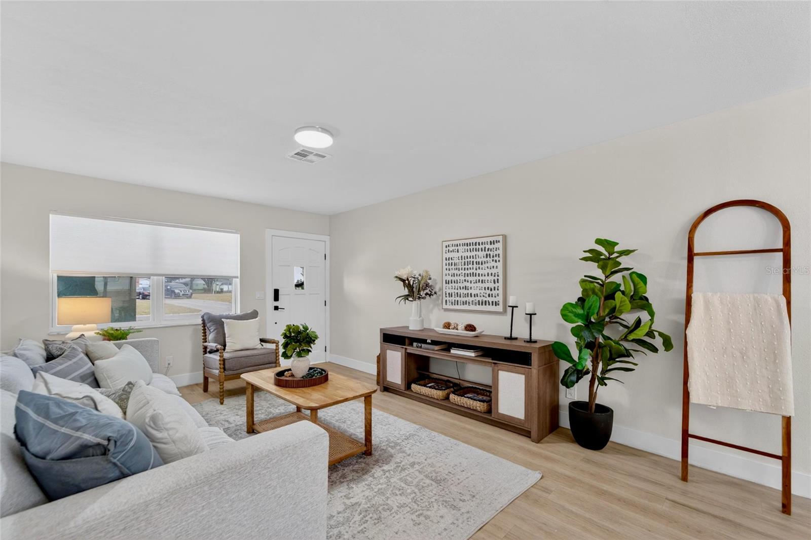 LAKEWOOD ESTATES SEC D - Residential