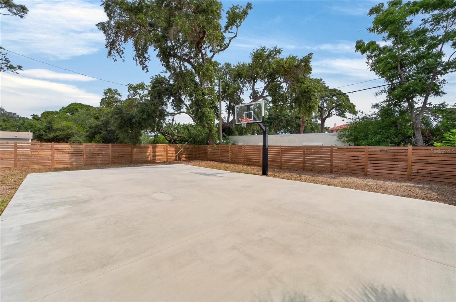 LAKEWOOD ESTATES SEC D - Residential