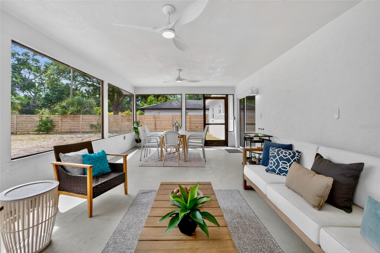 LAKEWOOD ESTATES SEC D - Residential