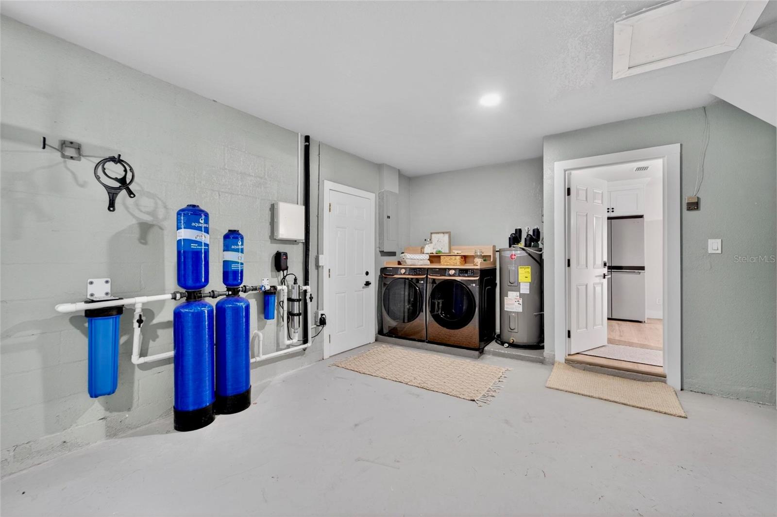 LAKEWOOD ESTATES SEC D - Residential