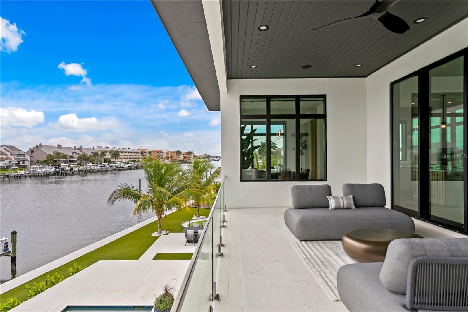 TIERRA VERDE UNIT 1 4TH REP - Residential