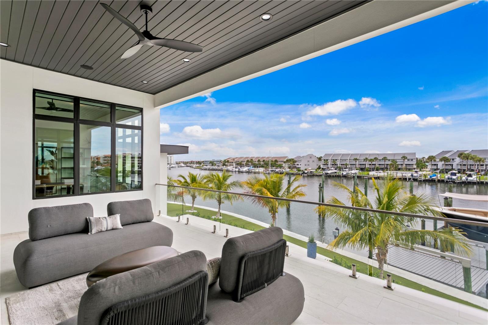 TIERRA VERDE UNIT 1 4TH REP - Residential