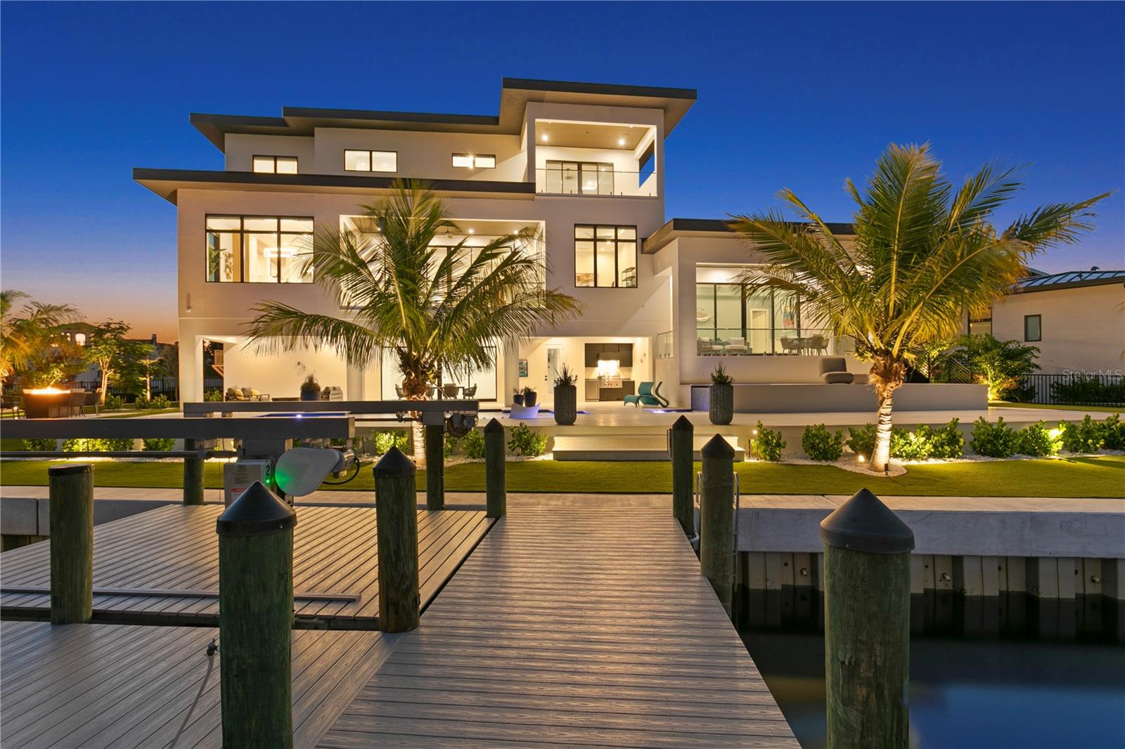 TIERRA VERDE UNIT 1 4TH REP - Residential