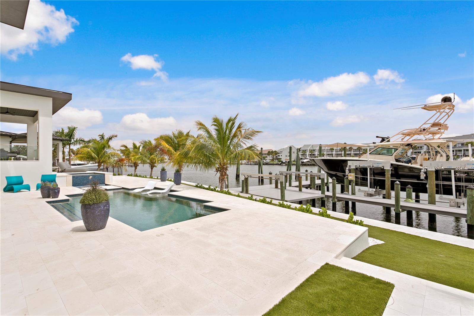 TIERRA VERDE UNIT 1 4TH REP - Residential