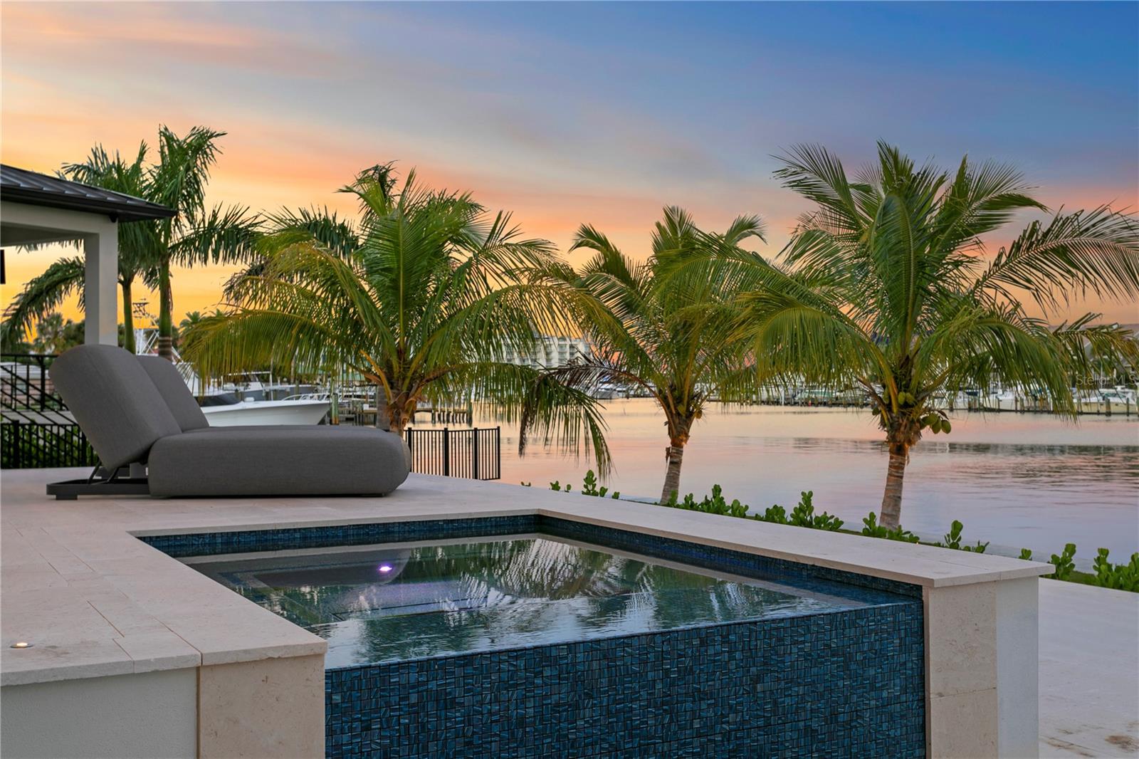 TIERRA VERDE UNIT 1 4TH REP - Residential
