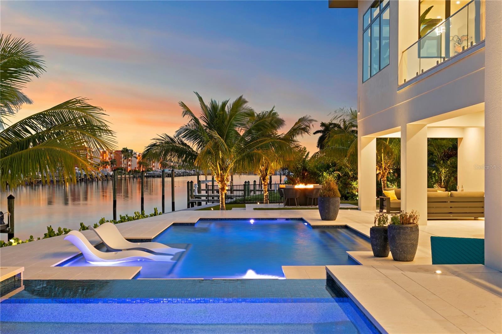 TIERRA VERDE UNIT 1 4TH REP - Residential
