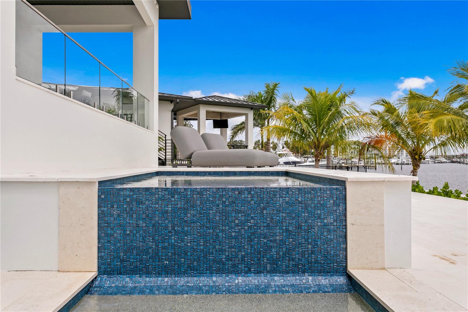 TIERRA VERDE UNIT 1 4TH REP - Residential
