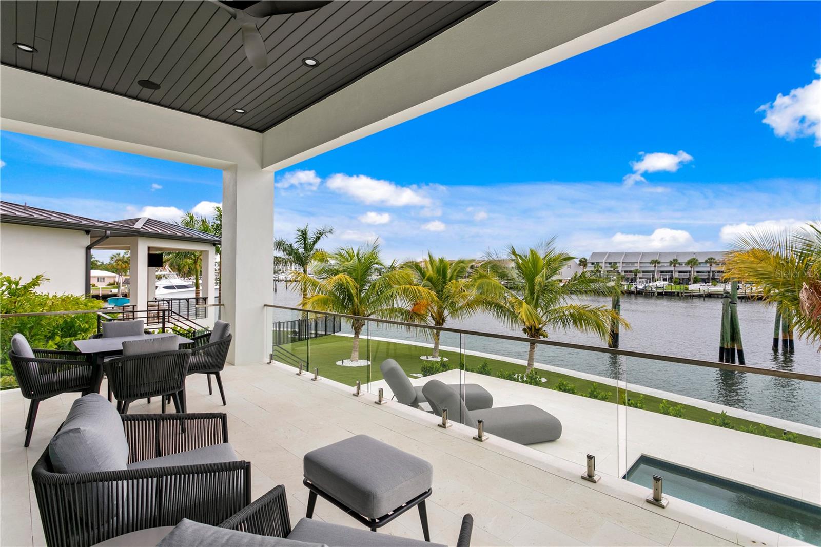 TIERRA VERDE UNIT 1 4TH REP - Residential