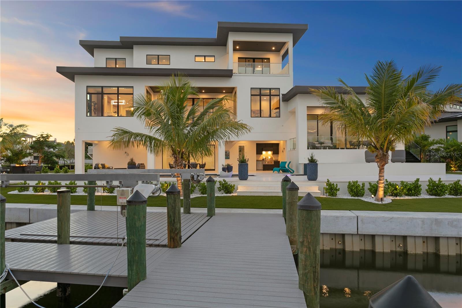 TIERRA VERDE UNIT 1 4TH REP - Residential